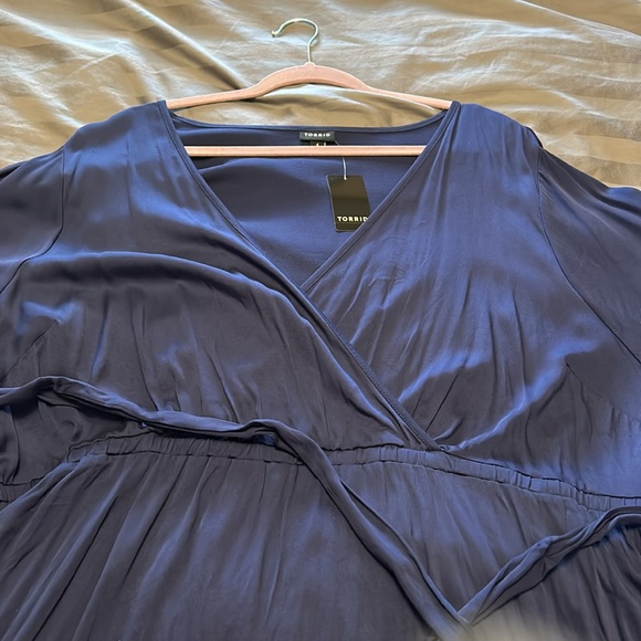Torrid Navy Top 4x - Picture 5 of 6